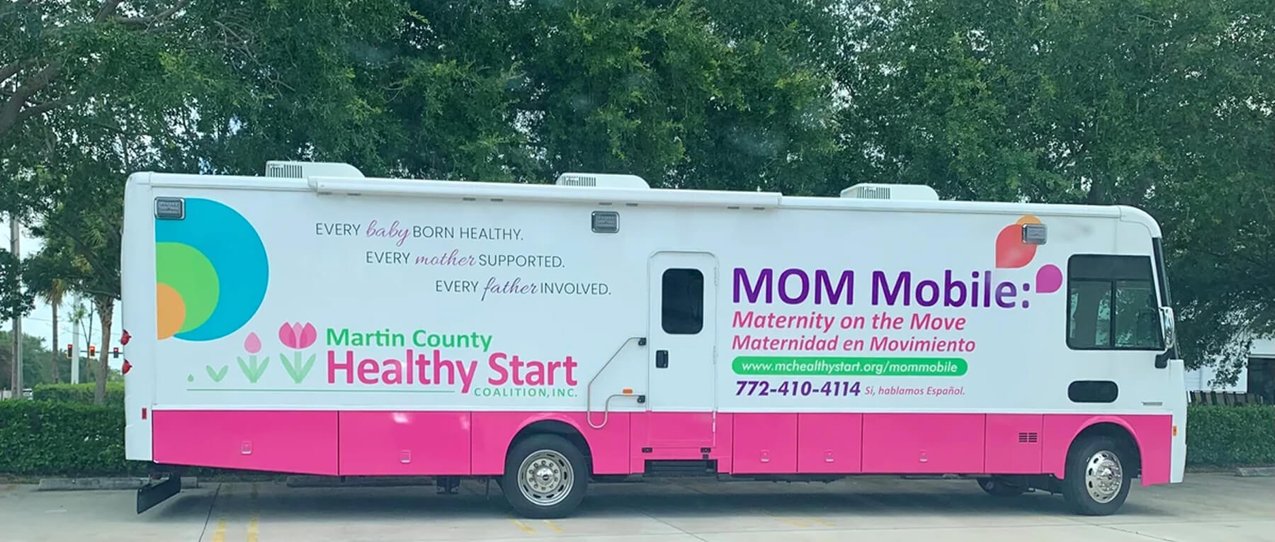 MOM Mobile Bus